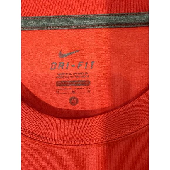 Boys Nike shirts 2 for $15 size medium - Picture 3 of 11